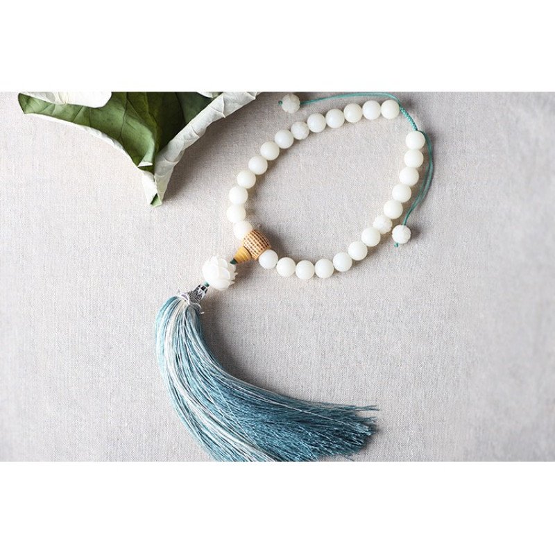 The Heart Sutra Lotus Car Hanging Pendant Adjustable Length White Bodhi Boxwood Material Adjustable Length - ODOROKU